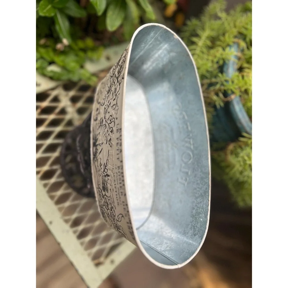 French country tin/ garden pot/ rustic stamped / rose toile